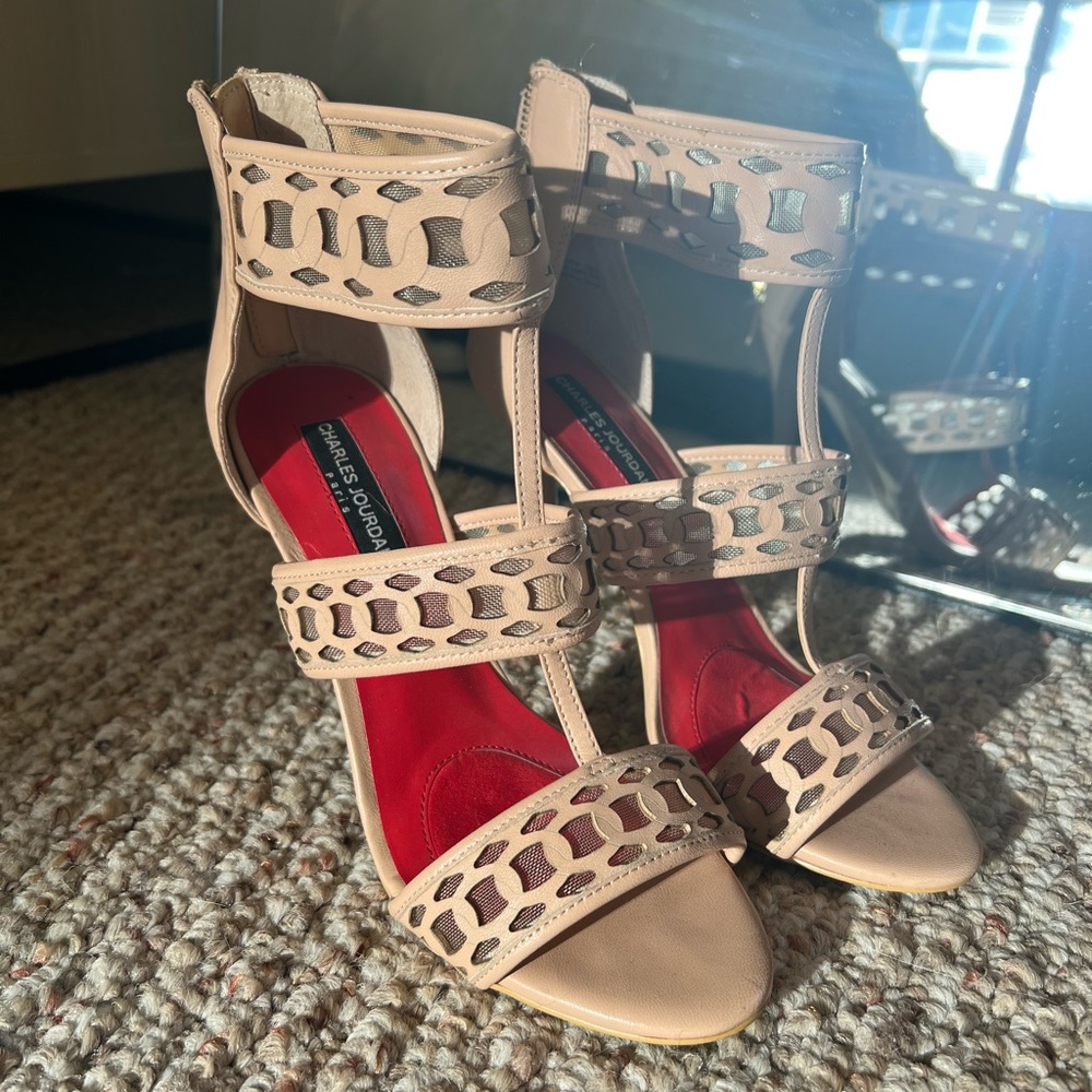 Charles Jourdan Tan Heels Size 7.5